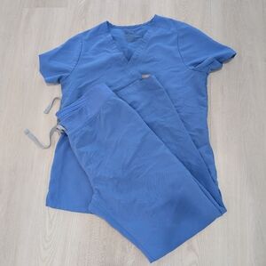 FIGS Ceil Blue Scrub Set Catarina Medium And High Waisted Livingston Medium Tall